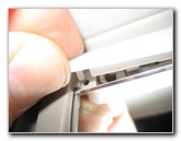 Nissan-Armada-Vanity-Mirror-Light-Bulb-Replacement-Guide-010