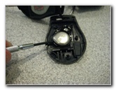 Nissan-Cube-Key-Fob-Remote-Control-Battery-Replacement-Guide-008