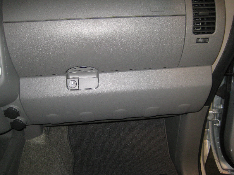 Nissan-Frontier-Electrical-Fuse-Replacement-Guide-011