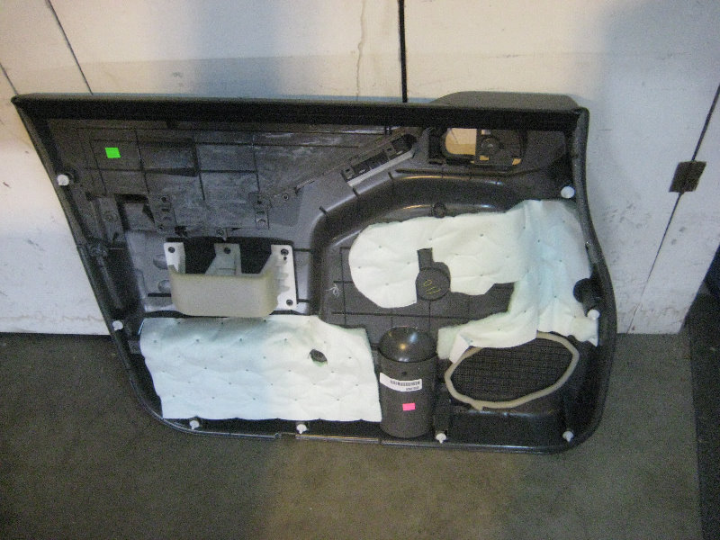 Nissan-Frontier-Interior-Door-Panel-Removal-Guide-021