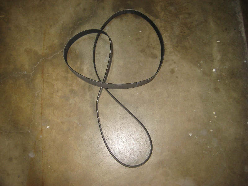 Nissan-Frontier-VQ40DE-V6-Engine-Serpentine-Belt-Replacement-Guide-025