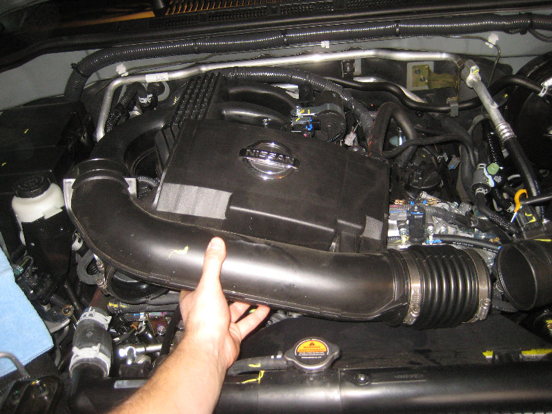 Nissan-Frontier-VQ40DE-V6-Engine-Serpentine-Belt-Replacement-Guide-038