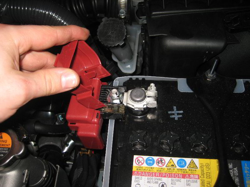 Nissan-Juke-12V-Automotive-Battery-Replacement-Guide-005
