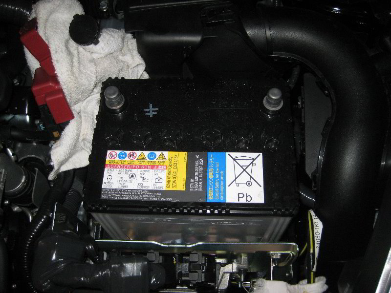 Nissan-Juke-12V-Automotive-Battery-Replacement-Guide-011
