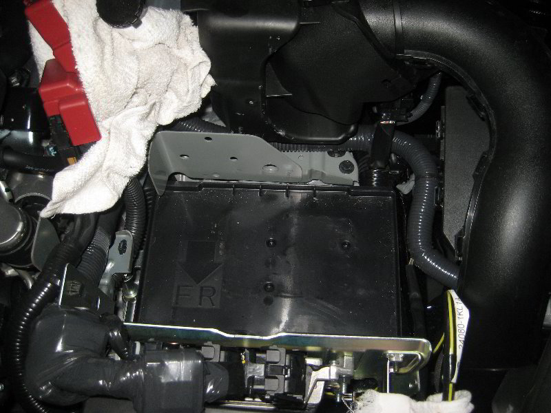 Nissan-Juke-12V-Automotive-Battery-Replacement-Guide-013