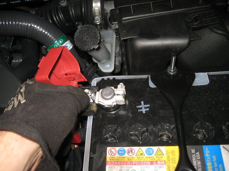 Nissan-Juke-12V-Automotive-Battery-Replacement-Guide-020