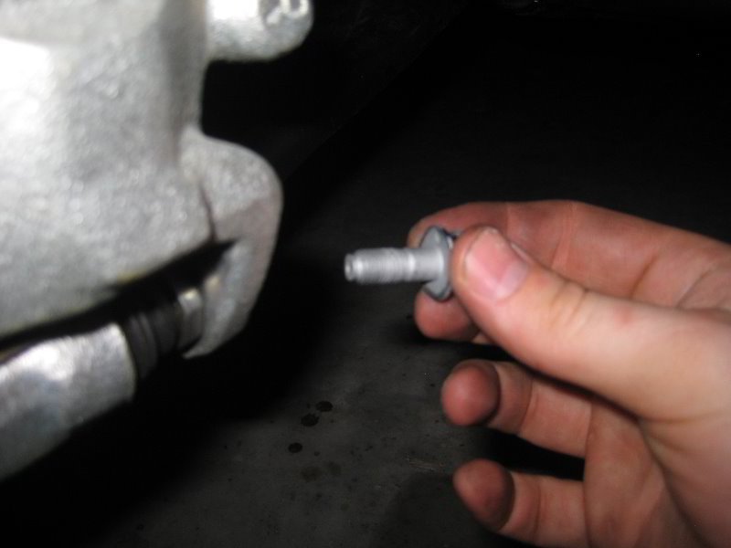 Nissan-Juke-Front-Brake-Pads-Replacement-Guide-011