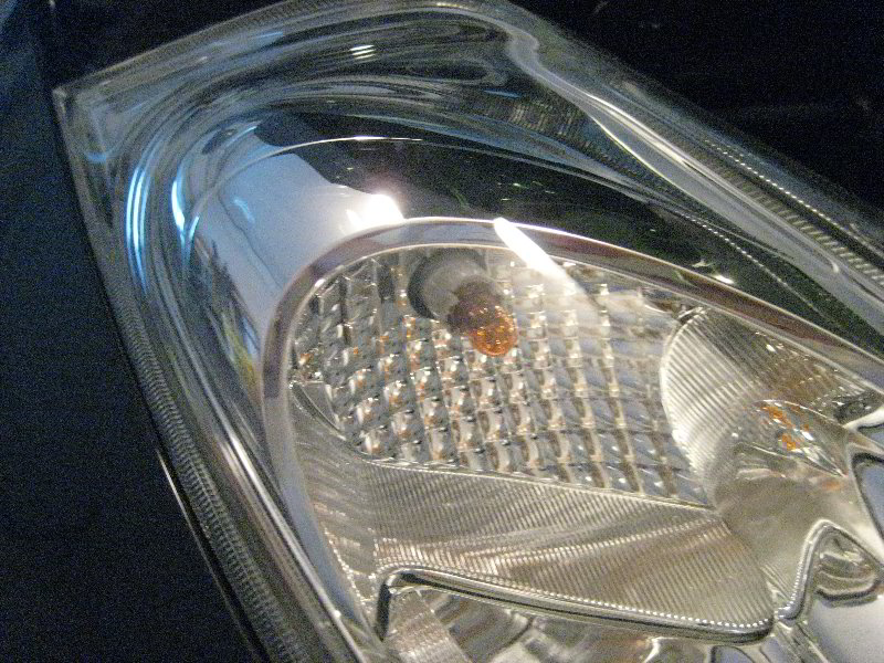 Nissan-Juke-Headlight-Bulbs-Replacement-Guide-026