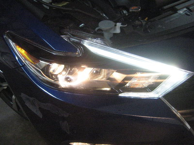 Nissan-Maxima-Headlight-Bulbs-Replacement-Guide-047