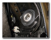 Nissan-Maxima-Headlight-Bulbs-Replacement-Guide-016