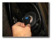 Nissan-Maxima-Headlight-Bulbs-Replacement-Guide-019