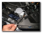 Nissan-Maxima-Headlight-Bulbs-Replacement-Guide-028