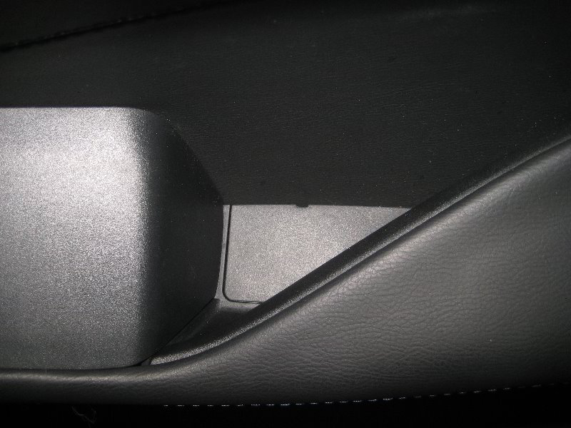 Nissan-Maxima-Interior-Door-Panel-Removal-Speaker-Replacement-Guide-005