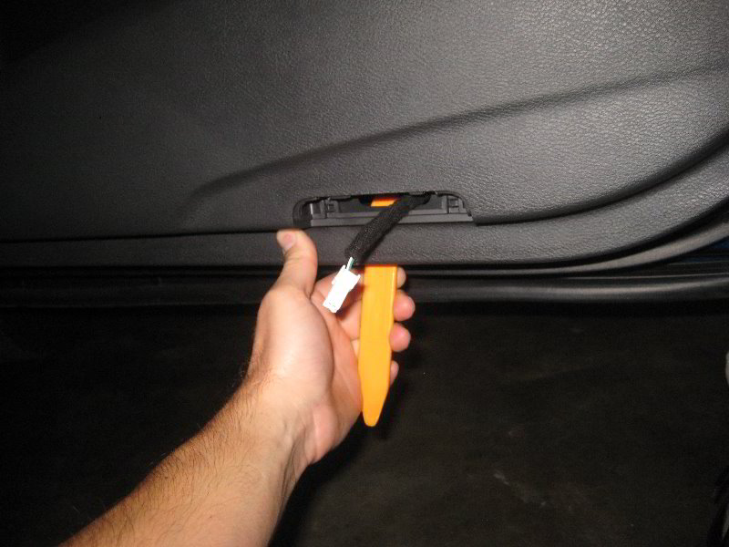 Nissan-Maxima-Interior-Door-Panel-Removal-Speaker-Replacement-Guide-020