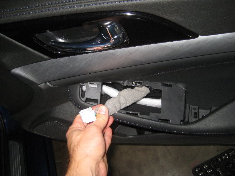 Nissan-Maxima-Interior-Door-Panel-Removal-Speaker-Replacement-Guide-037