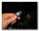 Nissan-Murano-Headlight-Bulbs-Replacement-Guide-024