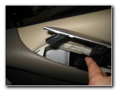 Nissan-Murano-Interior-Door-Panels-Removal-Guide-047