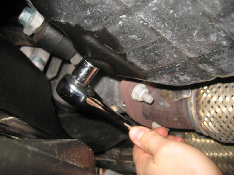 Nissan-Murano-VQ35DE-V6-Engine-Oil-Change-Guide-005