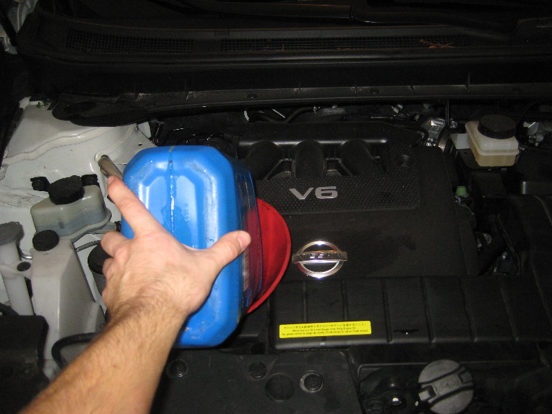 Nissan-Murano-VQ35DE-V6-Engine-Oil-Change-Guide-020
