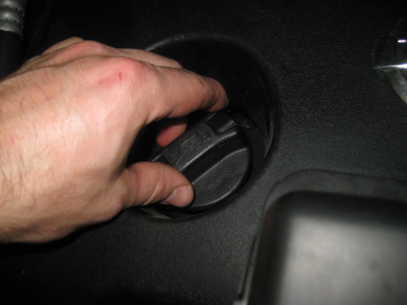 Nissan-Murano-VQ35DE-V6-Engine-Oil-Change-Guide-021