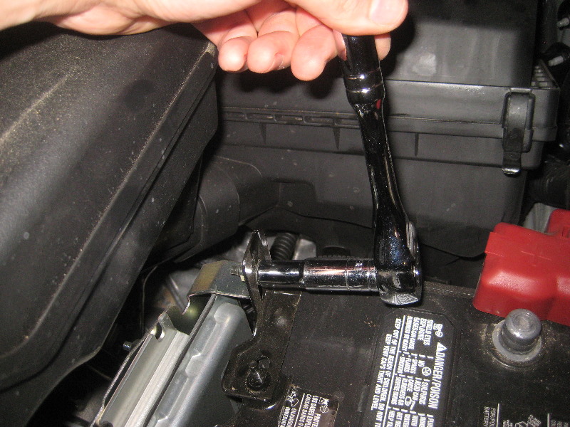 2013-2016-Nissan-Pathfinder-12V-Automotive-Battery-Replacement-Guide-011