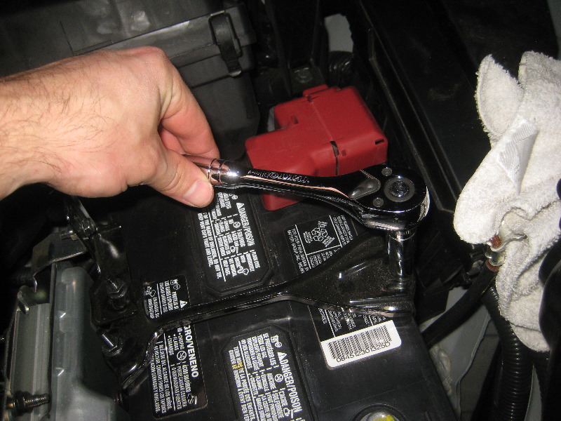 2013-2016-Nissan-Pathfinder-12V-Automotive-Battery-Replacement-Guide-032