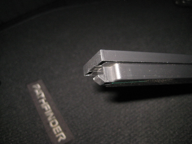 20132016NissanPathfinderCabinAirFilterReplacementGuide009