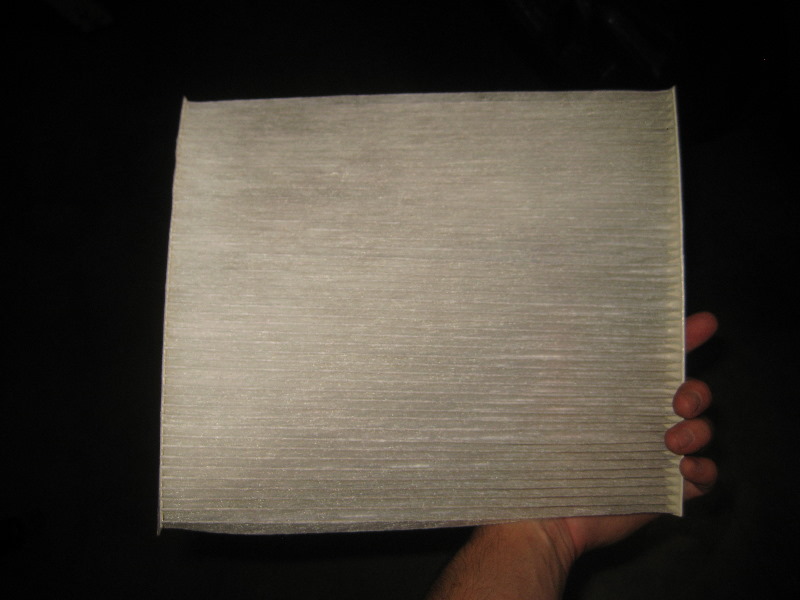 2013-2016-Nissan-Pathfinder-Cabin-Air-Filter-Replacement-Guide-015