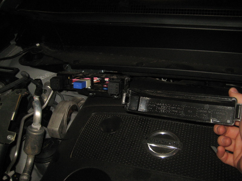 2013-2016-Nissan-Pathfinder-Electrical-Fuse-Replacement-Guide-009