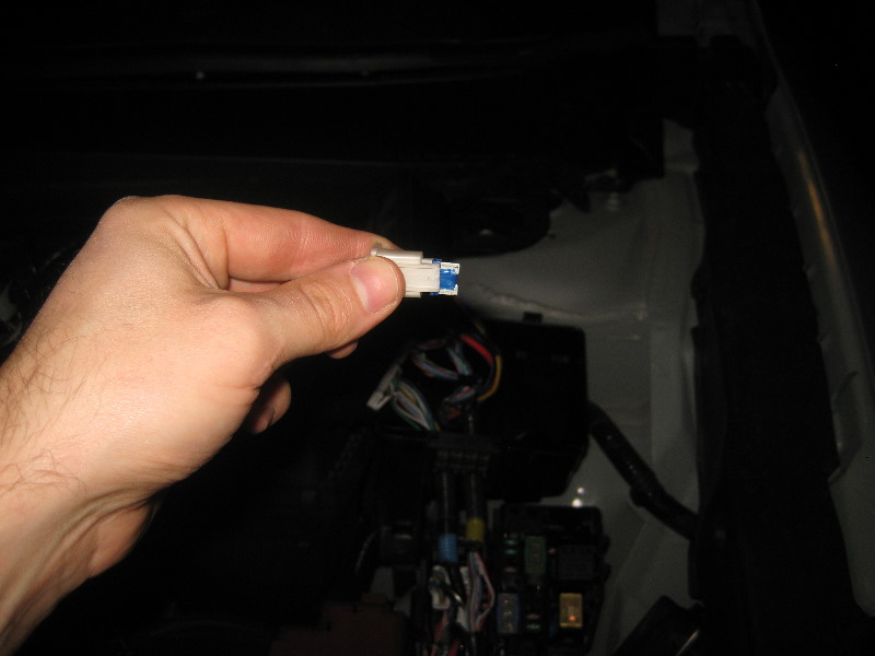 2013-2016-Nissan-Pathfinder-Electrical-Fuse-Replacement-Guide-015