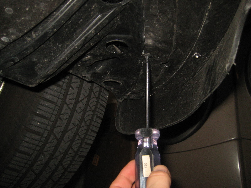 2013-2016-Nissan-Pathfinder-Fog-Light-Bulbs-Replacement-Guide-004