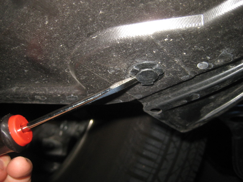 2013-2016-Nissan-Pathfinder-Fog-Light-Bulbs-Replacement-Guide-006