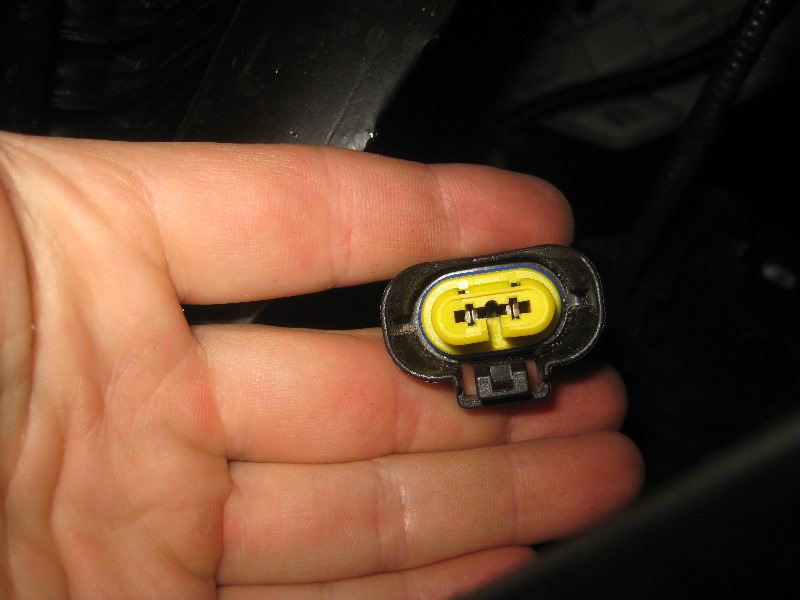 2013-2016-Nissan-Pathfinder-Fog-Light-Bulbs-Replacement-Guide-014