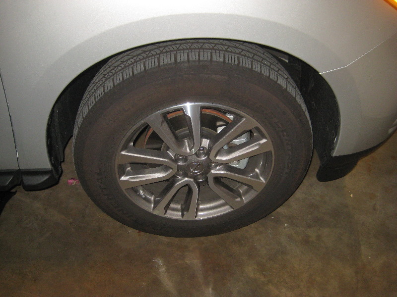 2013-2016-Nissan-Pathfinder-Front-Brake-Pads-Replacement-Guide-001