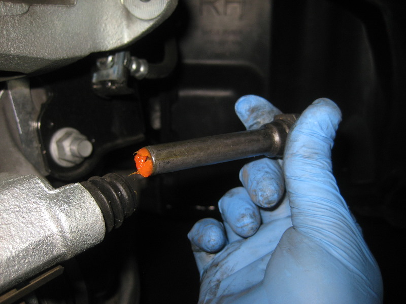 2013-2016-Nissan-Pathfinder-Front-Brake-Pads-Replacement-Guide-021