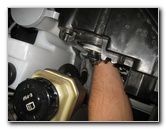 2013-2016-Nissan-Pathfinder-Headlight-Bulbs-Replacement-Guide-023