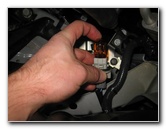 2013-2016-Nissan-Pathfinder-Headlight-Bulbs-Replacement-Guide-039