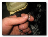 2013-2016-Nissan-Pathfinder-Headlight-Bulbs-Replacement-Guide-043