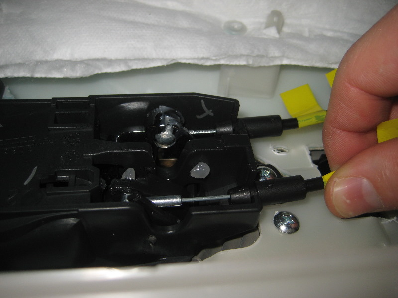 2013-2016-Nissan-Pathfinder-Interior-Door-Panel-Removal-Guide-021