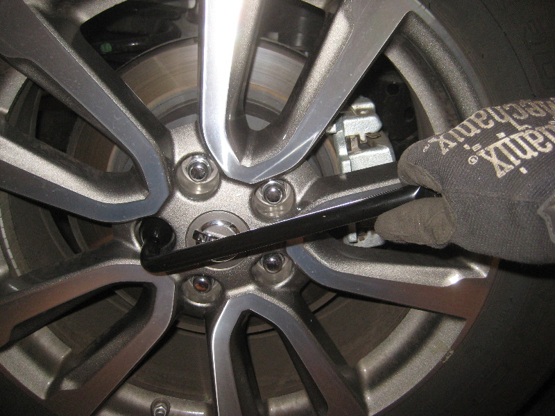 2013-2016-Nissan-Pathfinder-Rear-Disc-Brake-Pads-Replacement-Guide-030