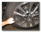 2013-2016-Nissan-Pathfinder-Rear-Disc-Brake-Pads-Replacement-Guide-002