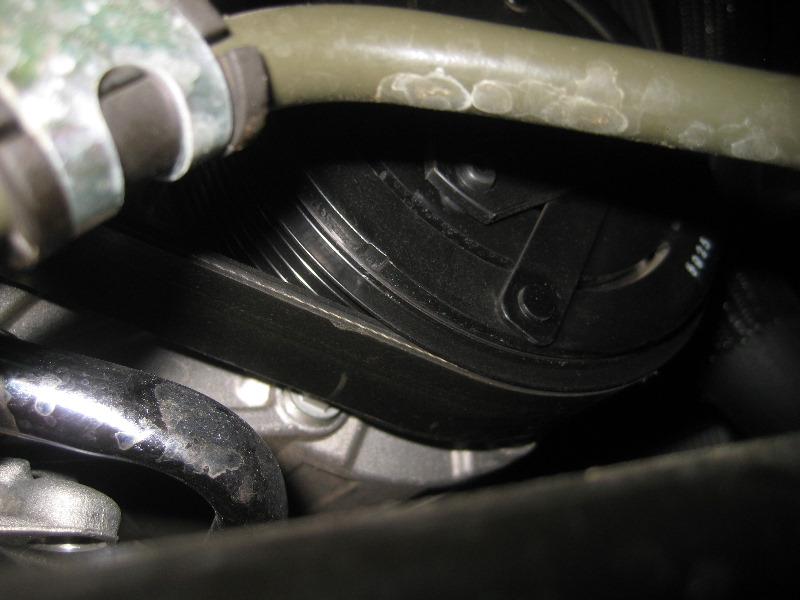 2013-2016-Nissan-Pathfinder-Serpentine-Accessory-Belt-Replacement-Guide-025