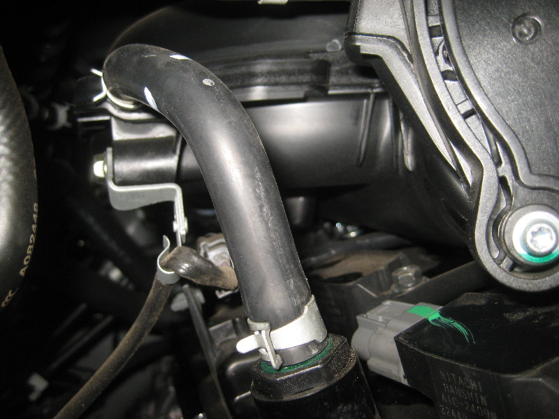 20132016NissanPathfinderPCVValveReplacementGuide014