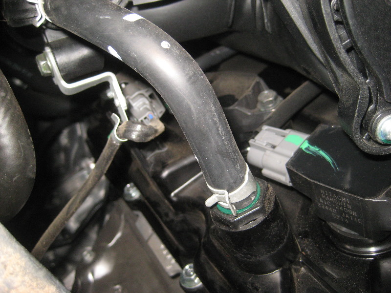 20132016NissanPathfinderPCVValveReplacementGuide015