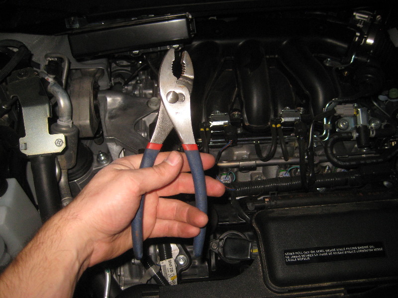 20132016NissanPathfinderPCVValveReplacementGuide016