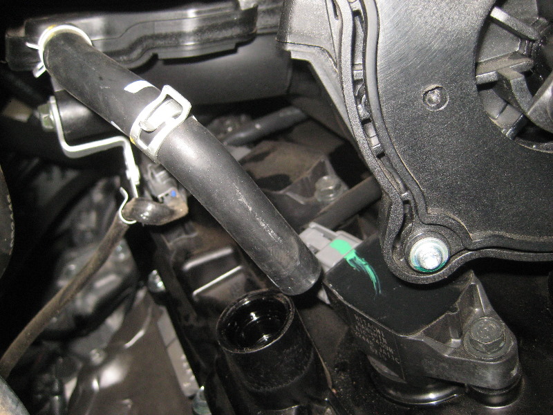 2013-2016-Nissan-Pathfinder-PCV-Valve-Replacement-Guide-023