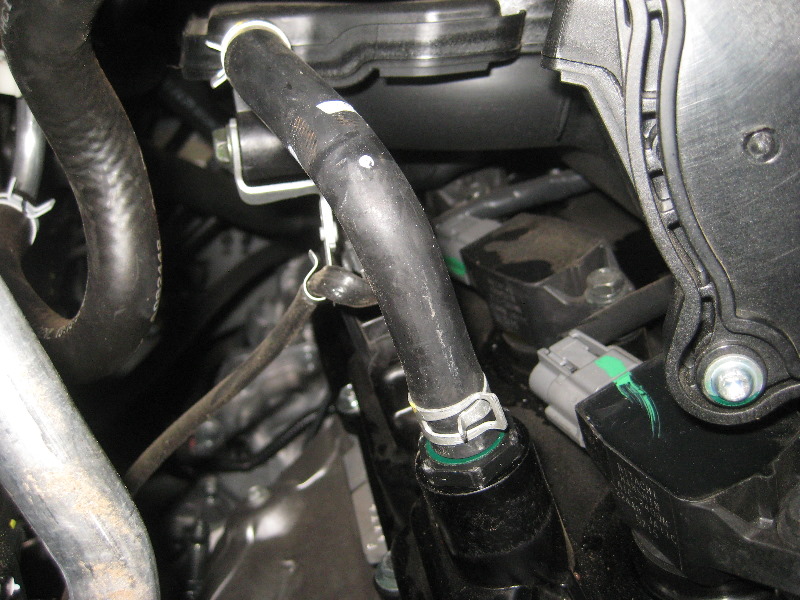 2013-2016-Nissan-Pathfinder-PCV-Valve-Replacement-Guide-032