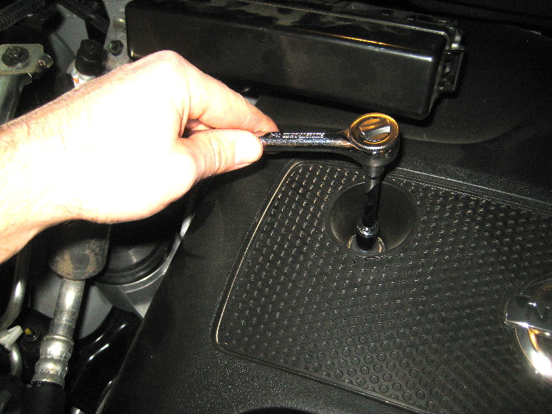 2013-2016-Nissan-Pathfinder-Spark-Plugs-Replacement-Guide-002