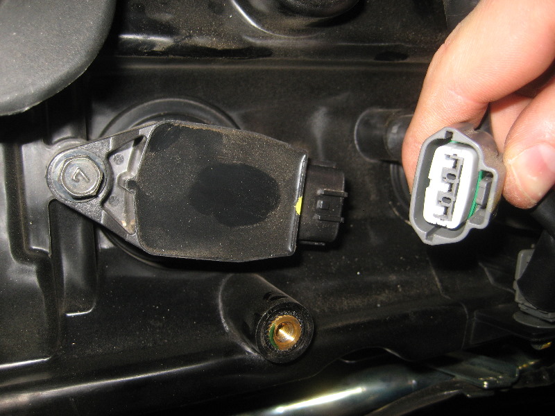 2013-2016-Nissan-Pathfinder-Spark-Plugs-Replacement-Guide-016