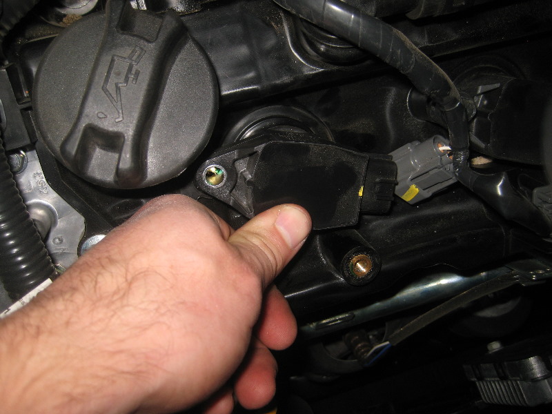 2013-2016-Nissan-Pathfinder-Spark-Plugs-Replacement-Guide-029